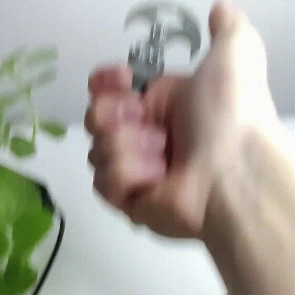 Grappling hook in action