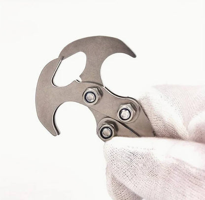 Grappling hook folded